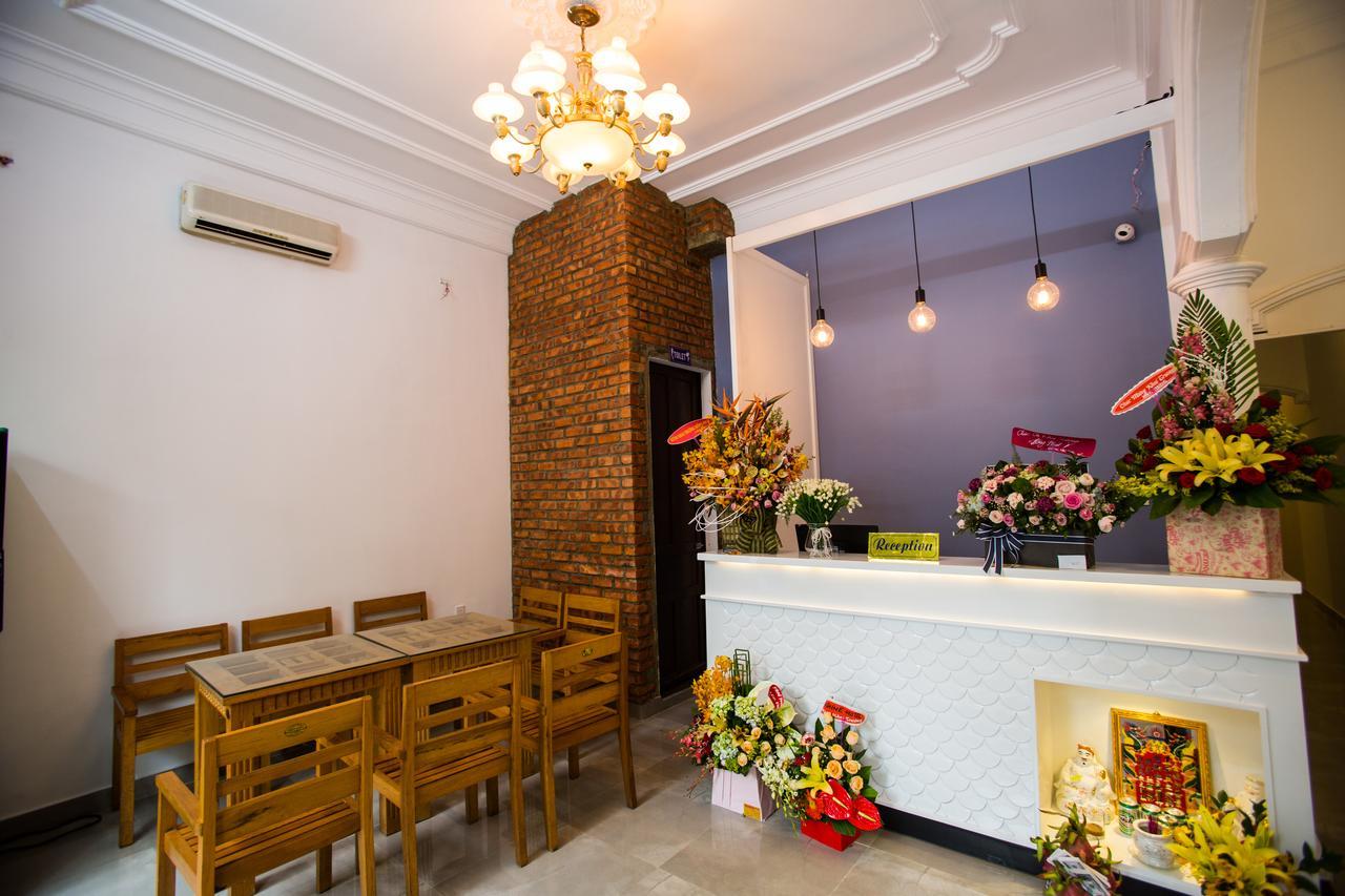 Shark Homestay Hue Bagian luar foto