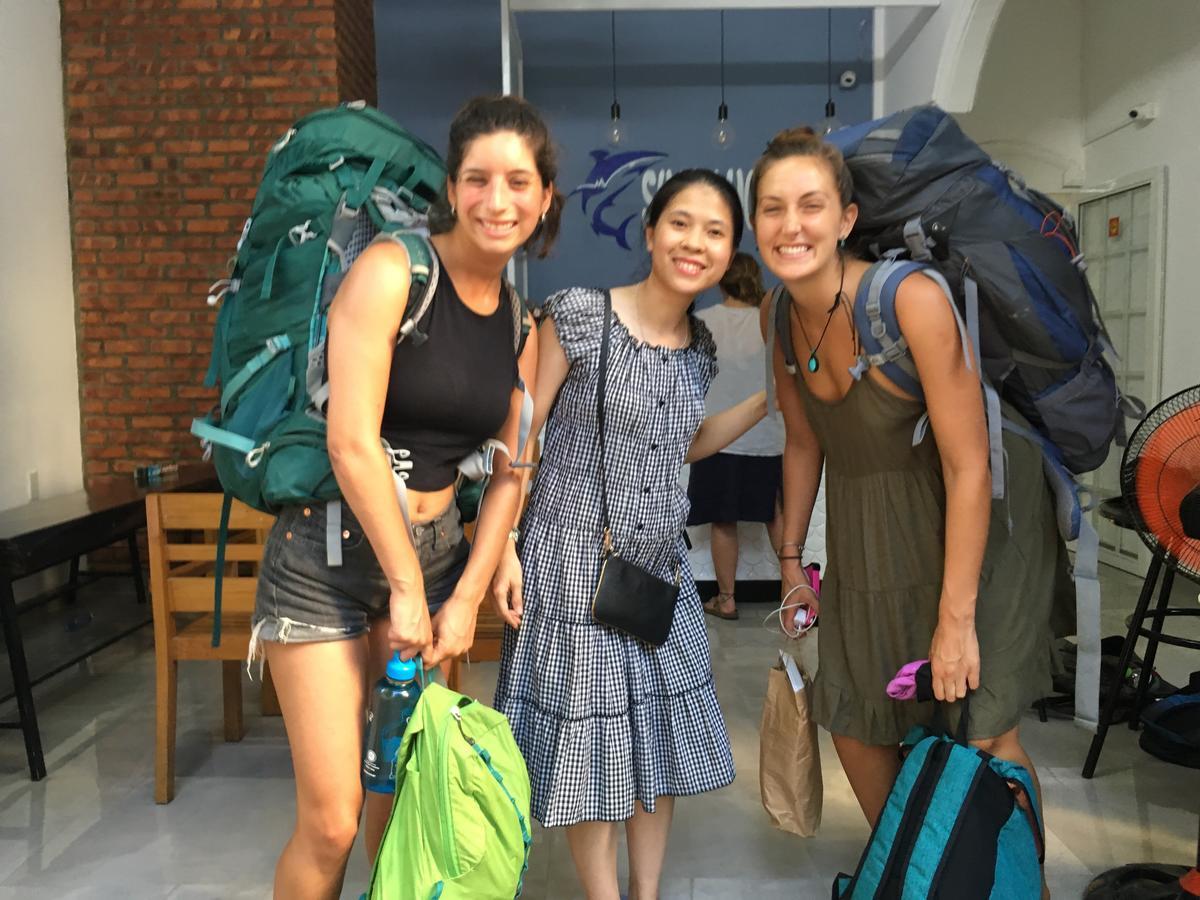 Shark Homestay Hue Bagian luar foto